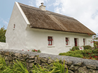 Property Photo: Spiddal Thatch Cottage