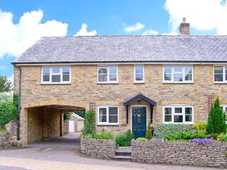 Property Photo: Old Yew Cottage