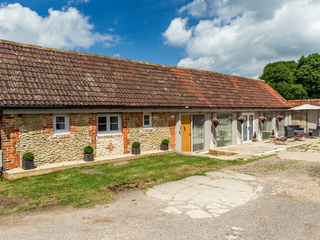 Property Photo: Oxen Cottage @ Nables Farm