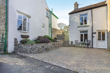 Property Photo: Smithy Cottage