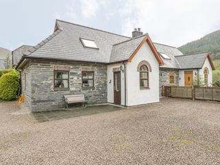 Property Photo: 2 Stable Cottage