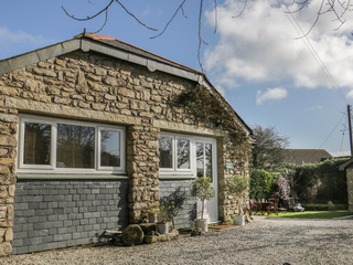 Property Photo: Honeysuckle Cottage