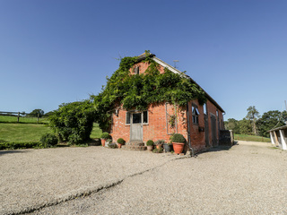 Property Photo: Breaches Barn