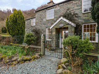 Property Photo: Coombe Cottage