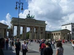 Property Photo: BERLIN BRANDENBURG GATE TOR HOLIDAY APARTMENTS FLATS accommodation center central MITTE housing lodging vacation rental