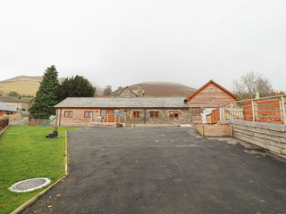 Property Photo: Rhianwen, Plas Moelfre Hall Barns