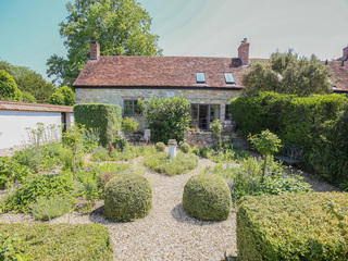 Property Photo: Kings Cottage - North