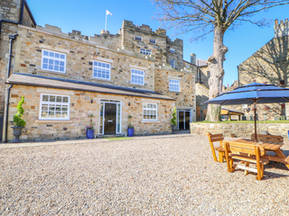 Property Photo: Cosy Cave Stanhope Castle