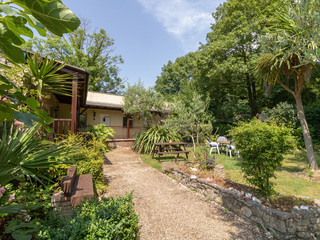 Property Photo: Riverhouse Lodge