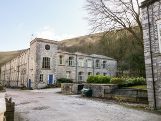 Property Photo: Wye Apartment, Litton Mill