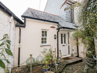 Property Photo: 1 The Saltings