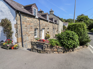 Property Photo: Middle Cottage