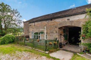 Property Photo: Moldy Warp Barn
