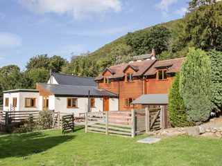 Property Photo: Dingle Cottage