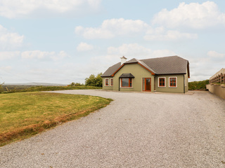 Property Photo: Daisy's Cottage