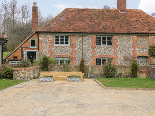 Property Photo: Hunts Farm Cottage