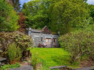 Property Photo: Dovecot Cottage