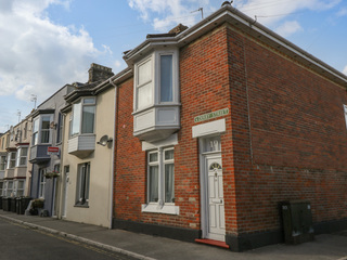 Property Photo: 19 Derby Street