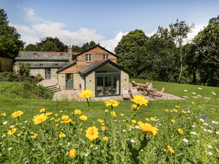 Property Photo: Hillside Cottage
