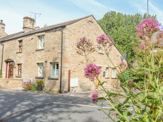 Property Photo: 2 Cross House Cottages