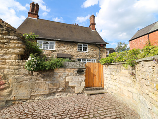 Property Photo: Arch Cottage