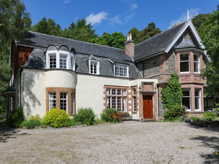 Property Photo: Bearnock Lodge