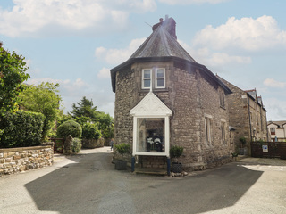 Property Photo: Lonsdale Cottage