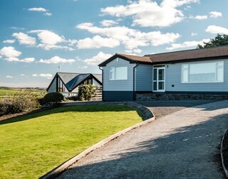 Property Photo: Hillview