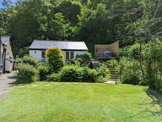 Property Photo: Little Pandy Cottage