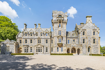 Property Photo: The Margaret Suite Stone Cross Mansion