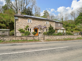 Property Photo: Elm Cottage