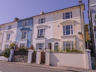 Property Photo: 6 Gloster Terrace