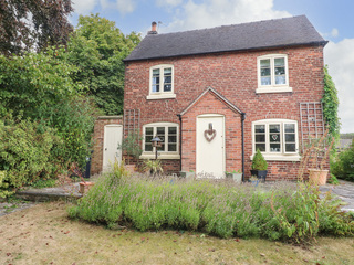 Property Photo: Betwixt Cottage