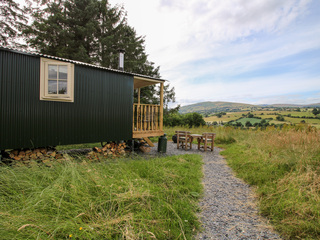 Property Photo: Shepherd's Hut at Retreat