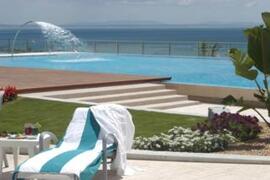 Property Photo: Cascais Mirage Hotel pool
