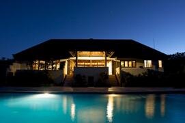 Property Photo: Villa Vanua - By Night
